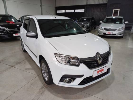 RENAULT SANDERO 1.0 12V SCE FLEX GT LINE MANUAL RENAULT SANDERO 1.0 12V SCE FLEX GT LINE MANUAL